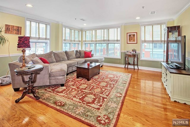 Property Photo:  812 Grand Street 511  NJ 07030 