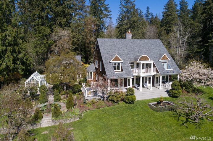 4427  Blakely Avenue NE  Bainbridge Island WA 98110 photo