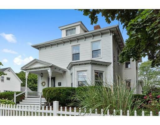 Property Photo:  453 Central St  MA 01475 