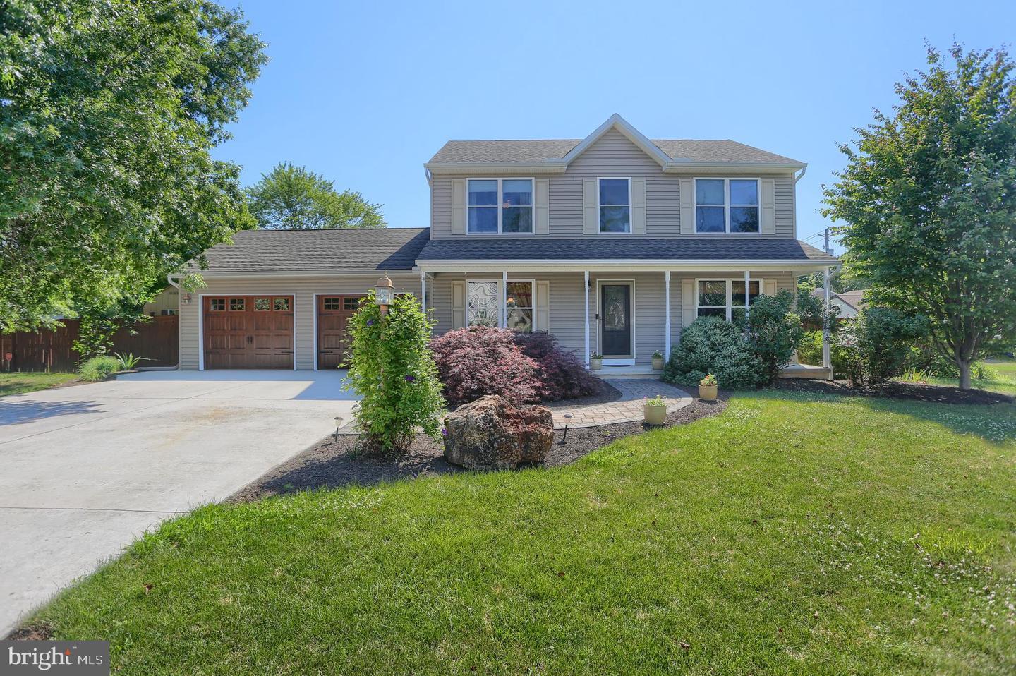 Property Photo: 2 Mountainview Drive PA 17013