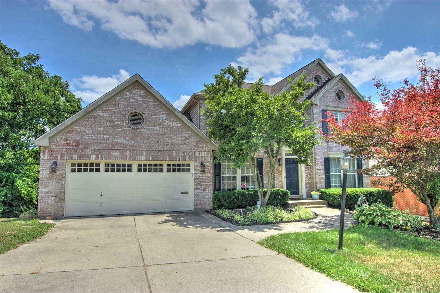 Property Photo: 5478 Sprucewood Dr OH 45239