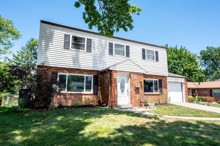 1119 Oldwick Dr  Reading OH 45215 photo