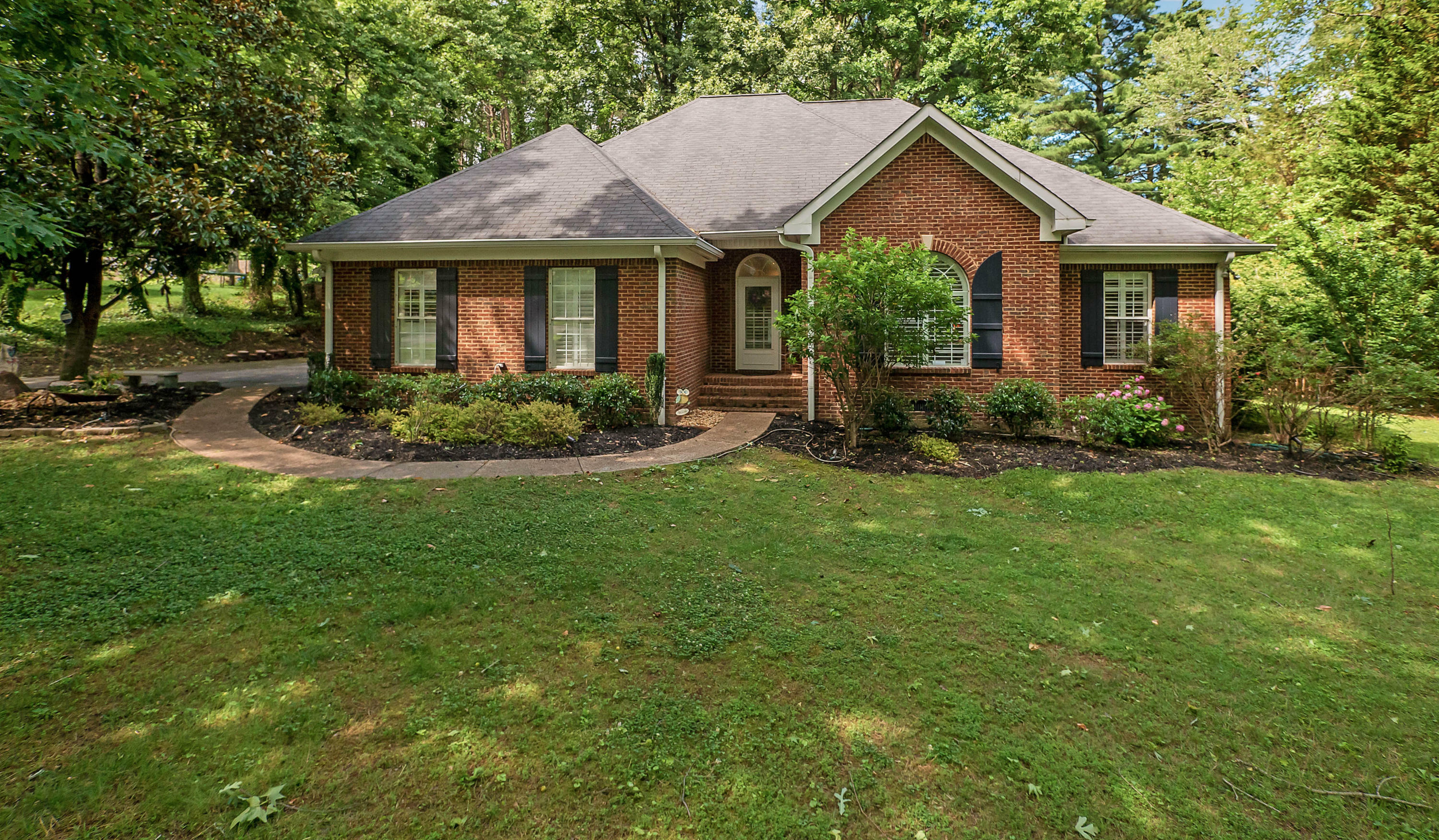 Property Photo:  213 Sylvan City Drive  TN 37377 