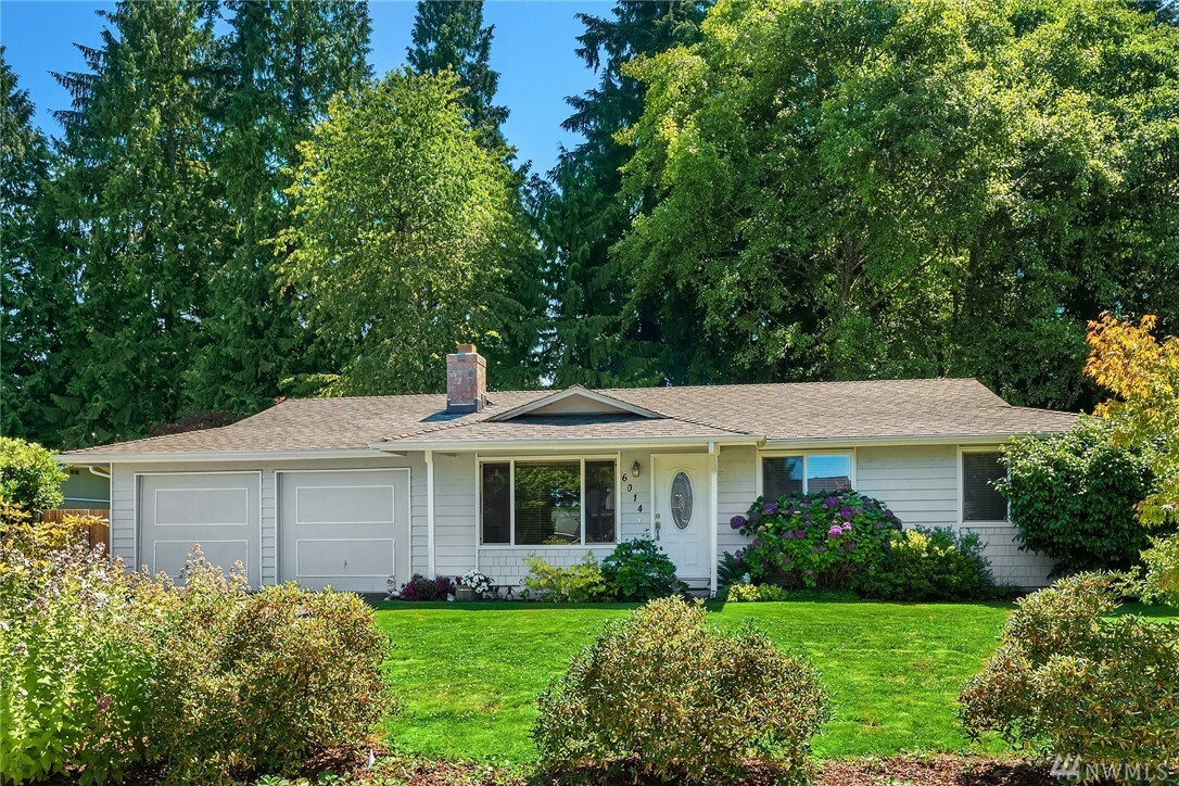 Property Photo:  6014 140th St SE  WA 98208 