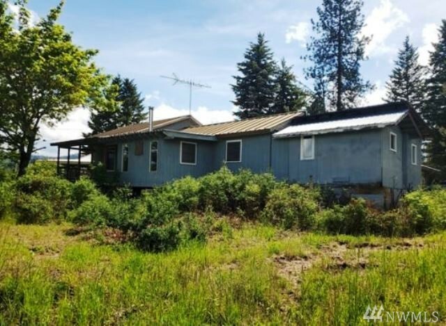 Property Photo:  1343 Telephone Rd E  WA 99156 