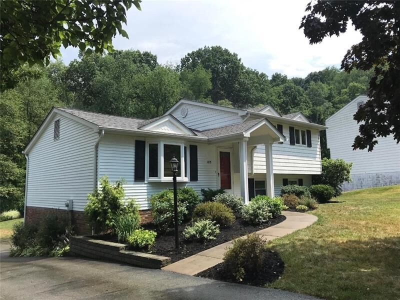 Property Photo:  185 Pinehurst Dr  PA 15042 