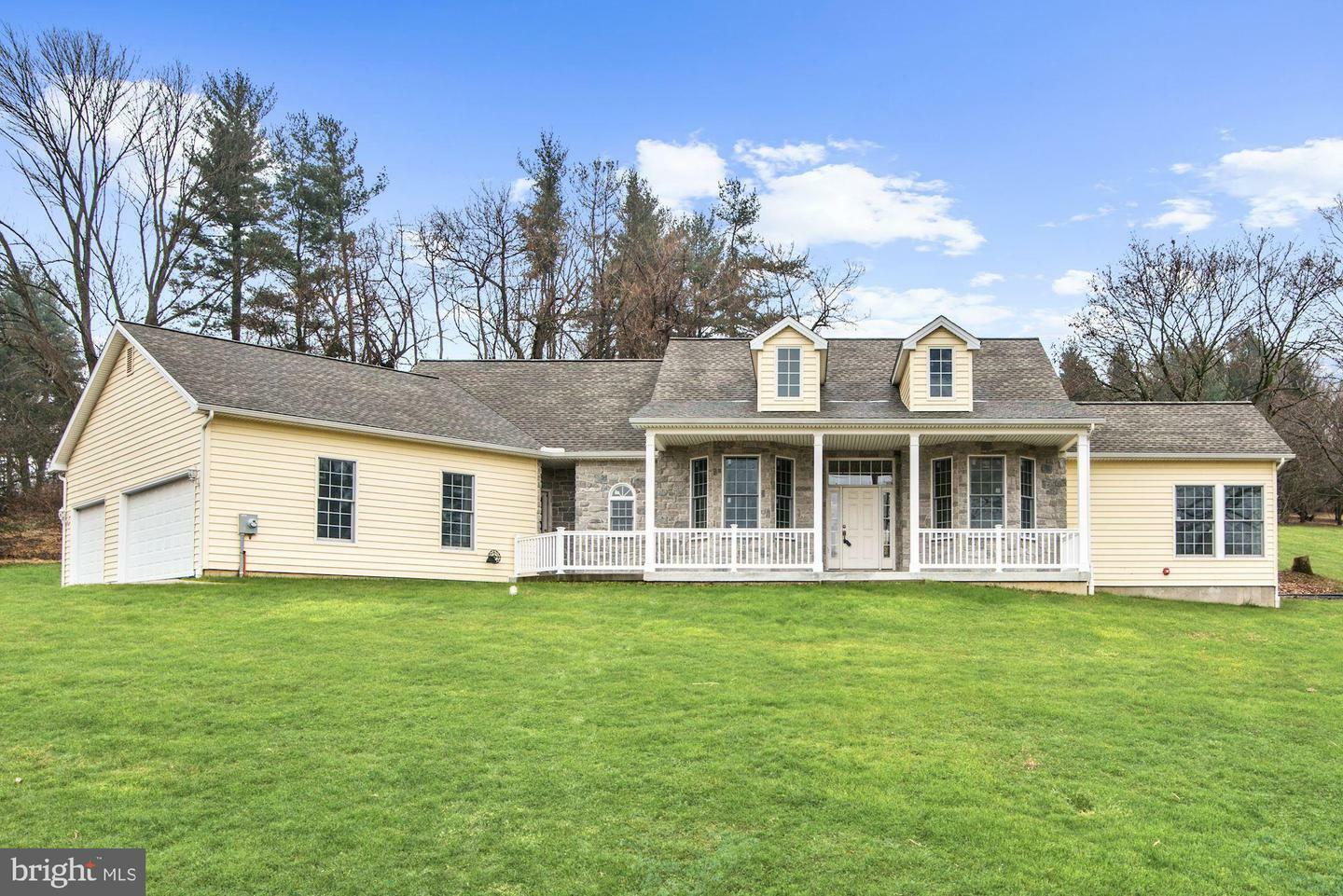 Property Photo: 4902 West Chester Pike PA 19073