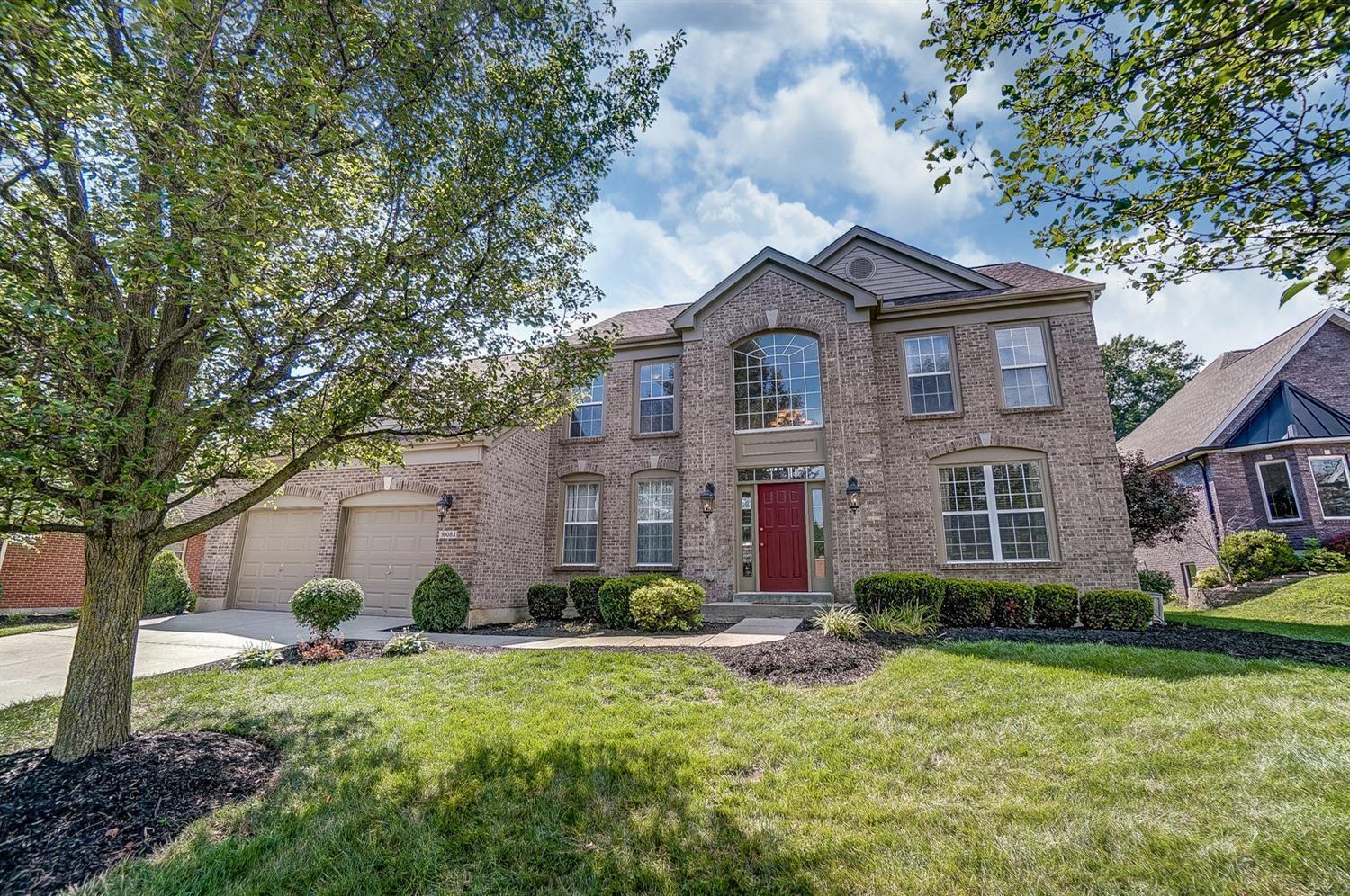 Property Photo:  10083 Thoroughbred Ln  OH 45231 
