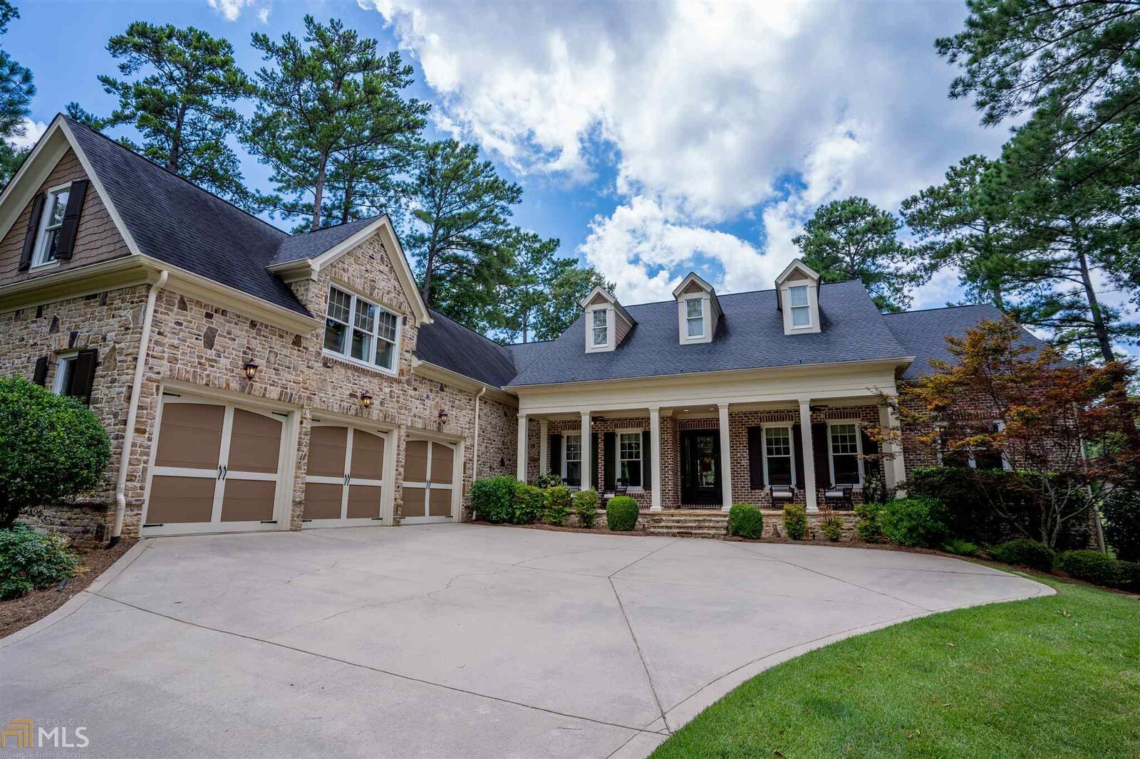 Property Photo: 1080 Thorton Crk 118 GA 30642