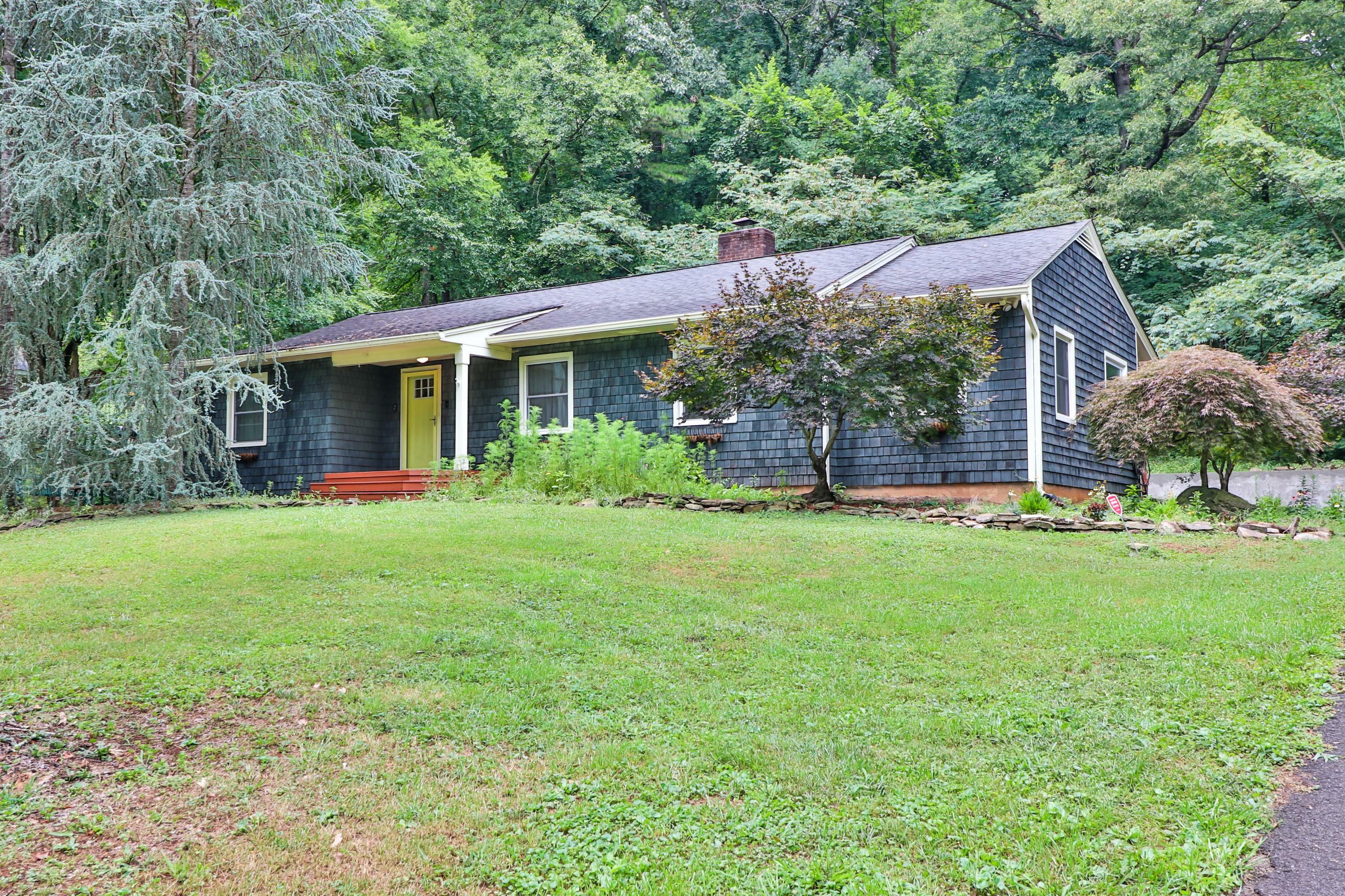 Property Photo: 5315 Shady Dell Tr TN 37914