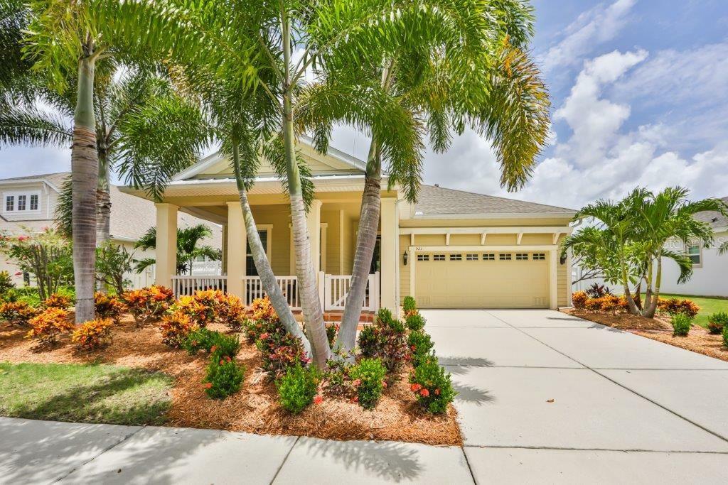 Property Photo:  521 Manns Harbor Drive  FL 33572 