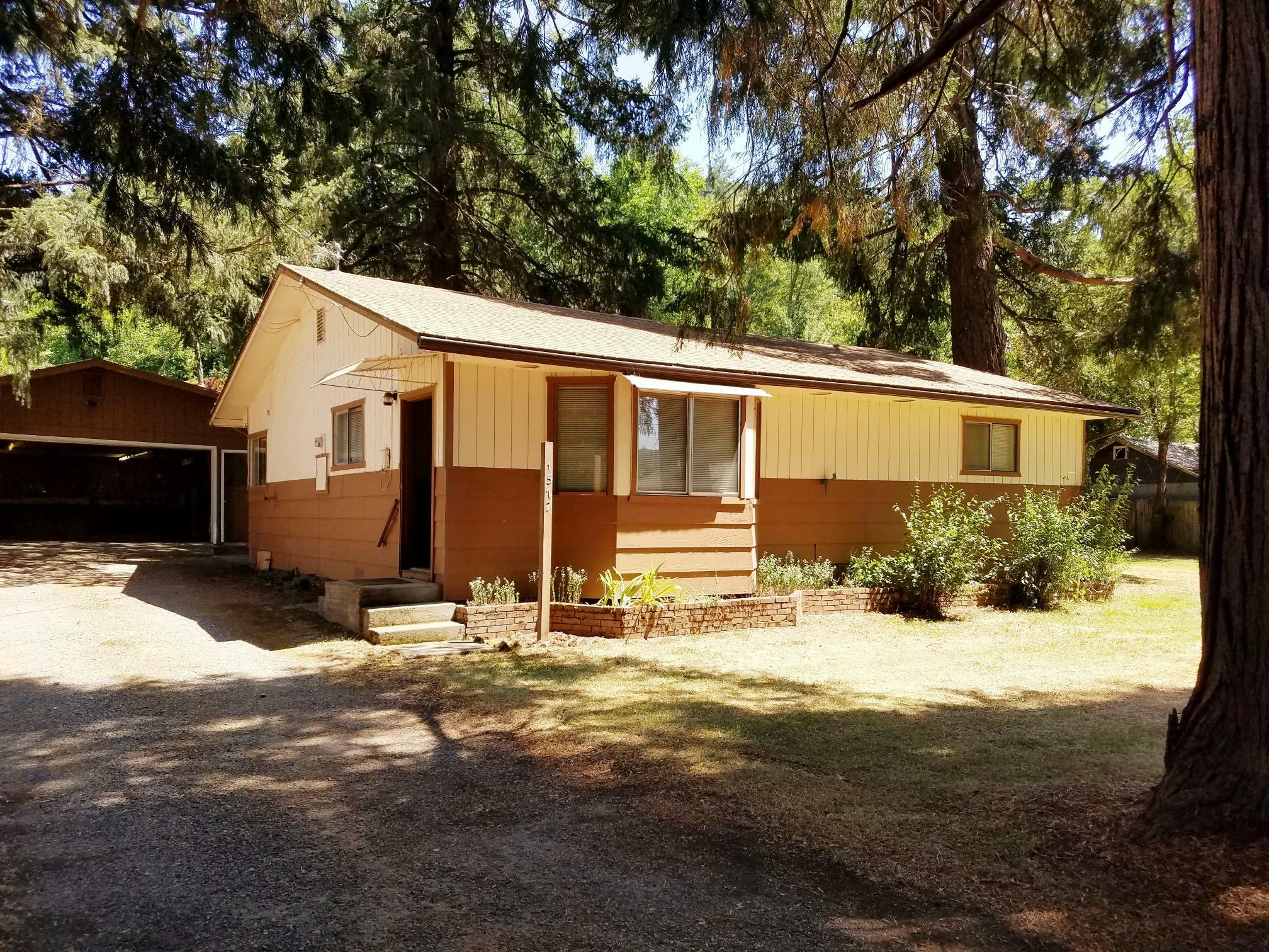 Property Photo:  1577 Mount Baldy Road  OR 97527 