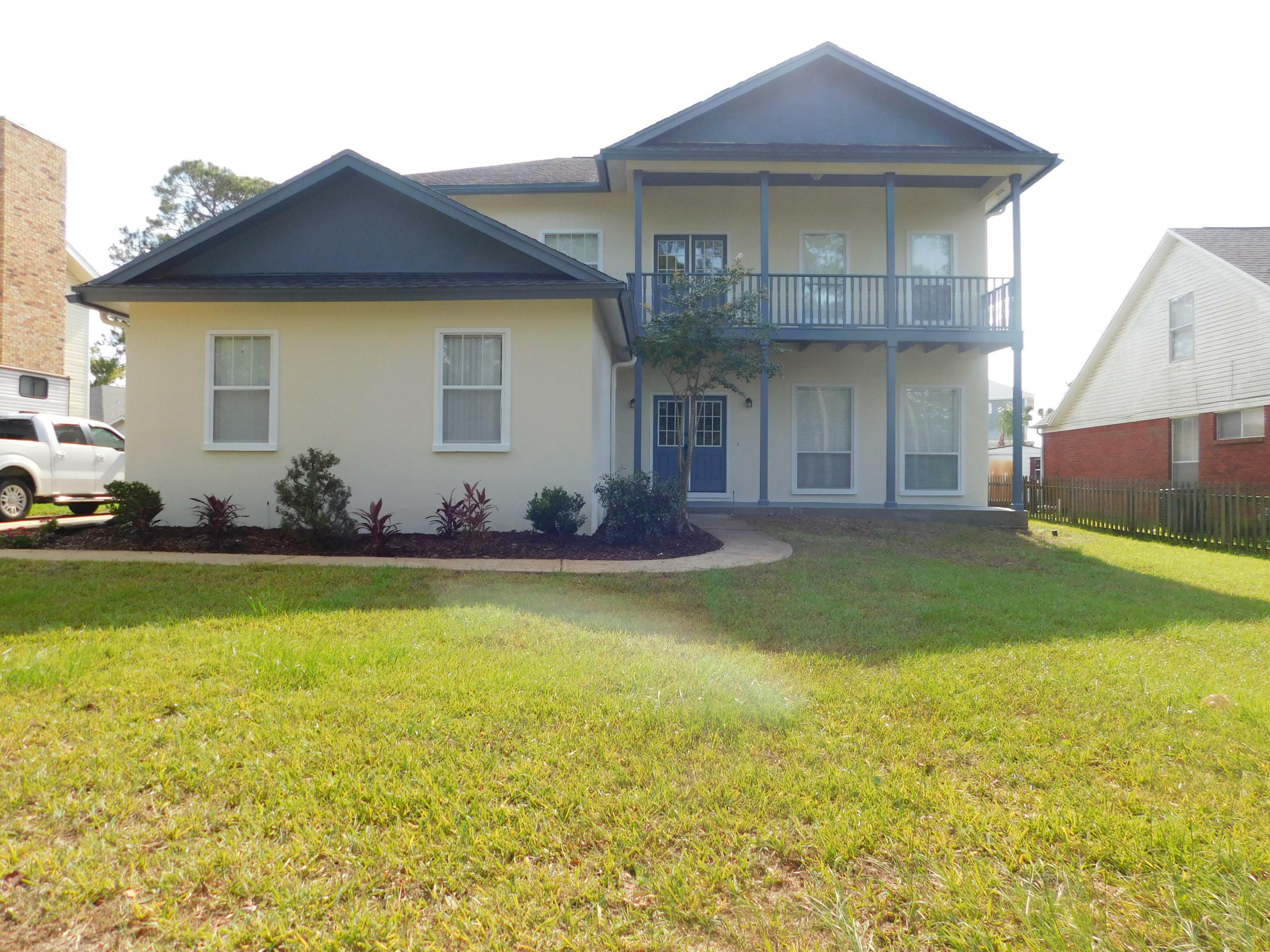 Property Photo:  437 Atwater Court  FL 32569 