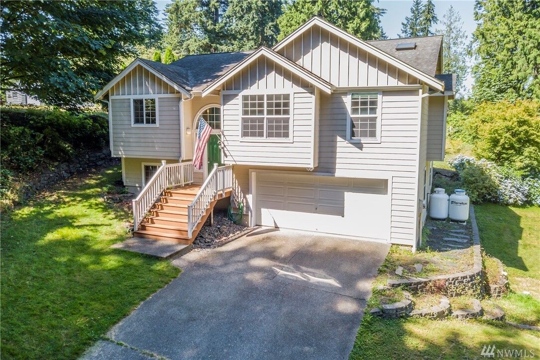 Property Photo: 2465 Lakehurst Drive WA 98312