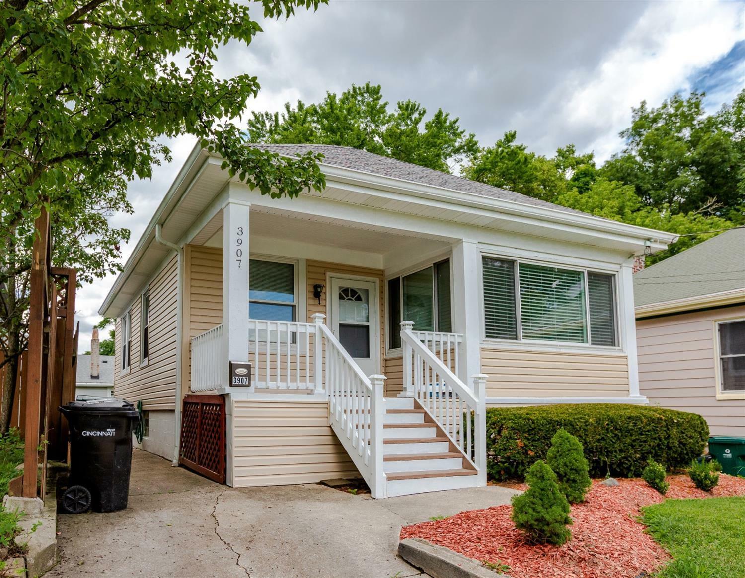 Property Photo: 3907 Paxton Ave OH 45209