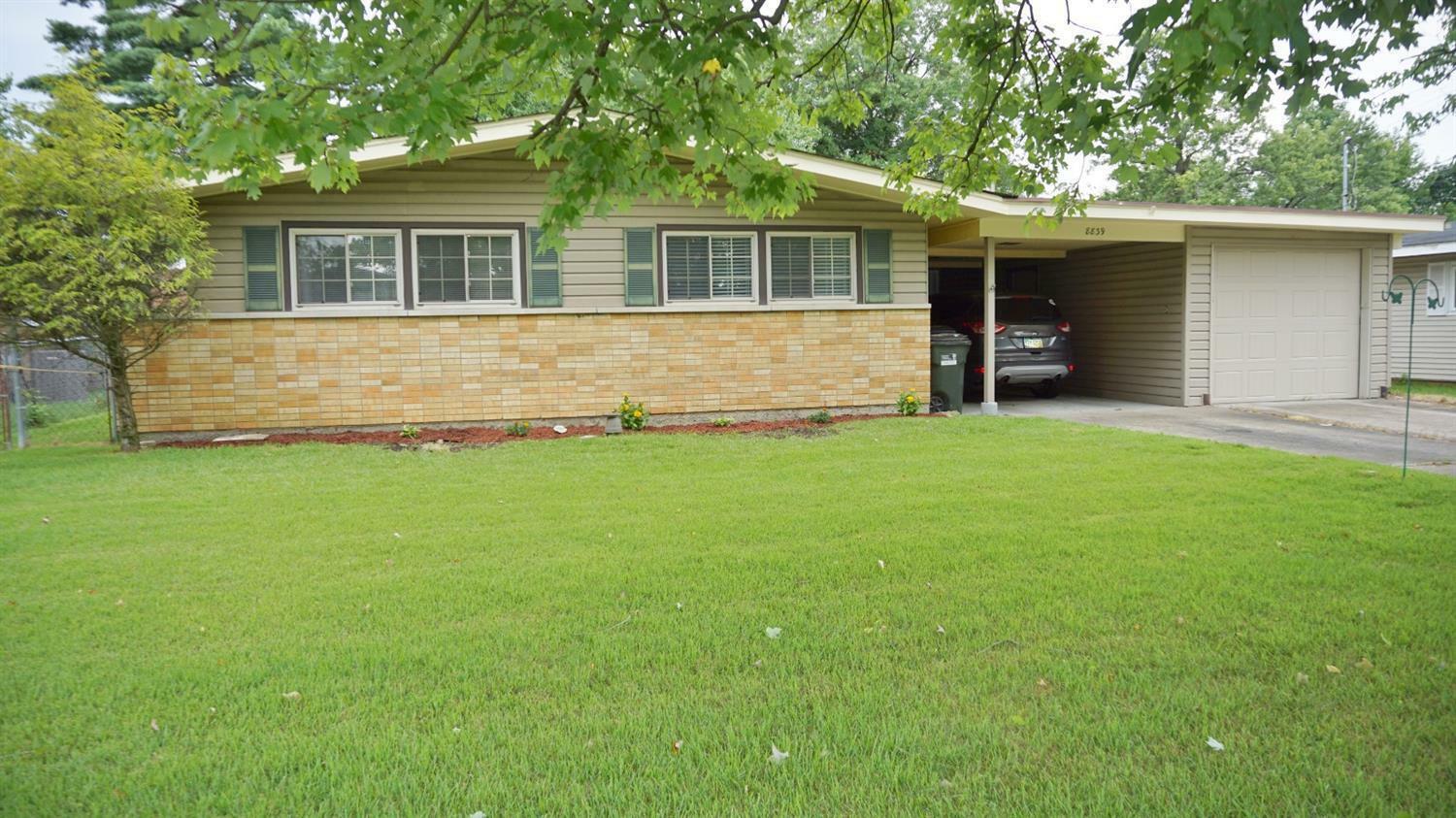 Property Photo: 8839 Fontainebleau Ter OH 45231