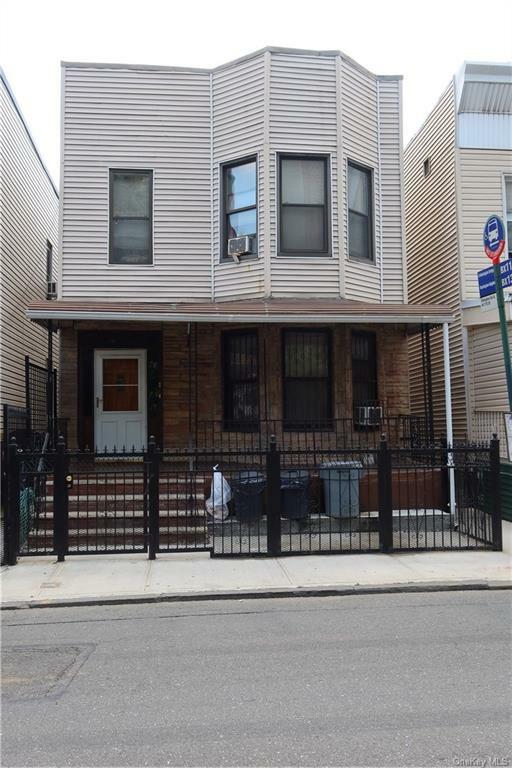 Property Photo:  1348 Plimpton Avenue  NY 10452 