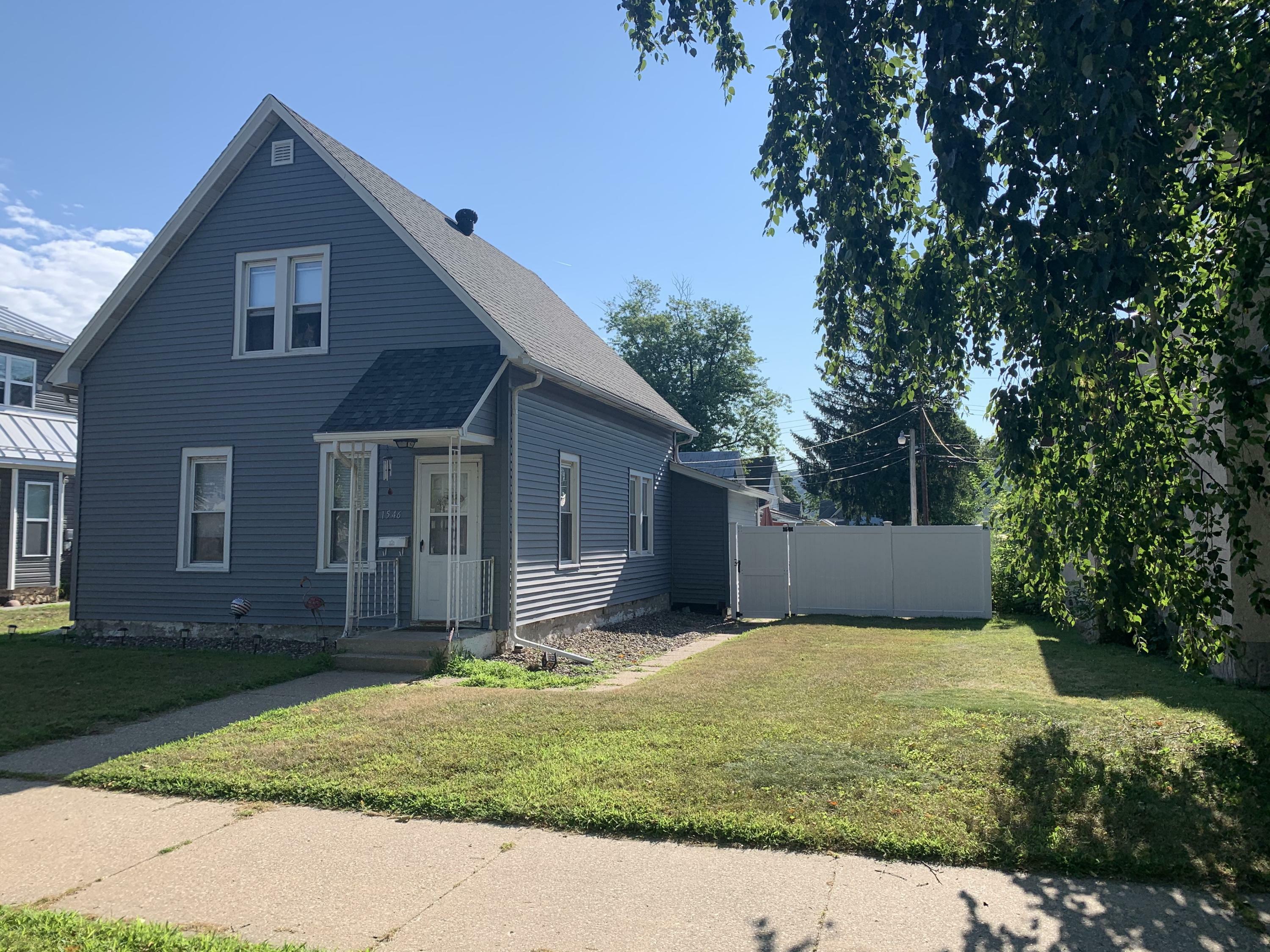 1546 Loomis St  La Crosse WI 54603 photo