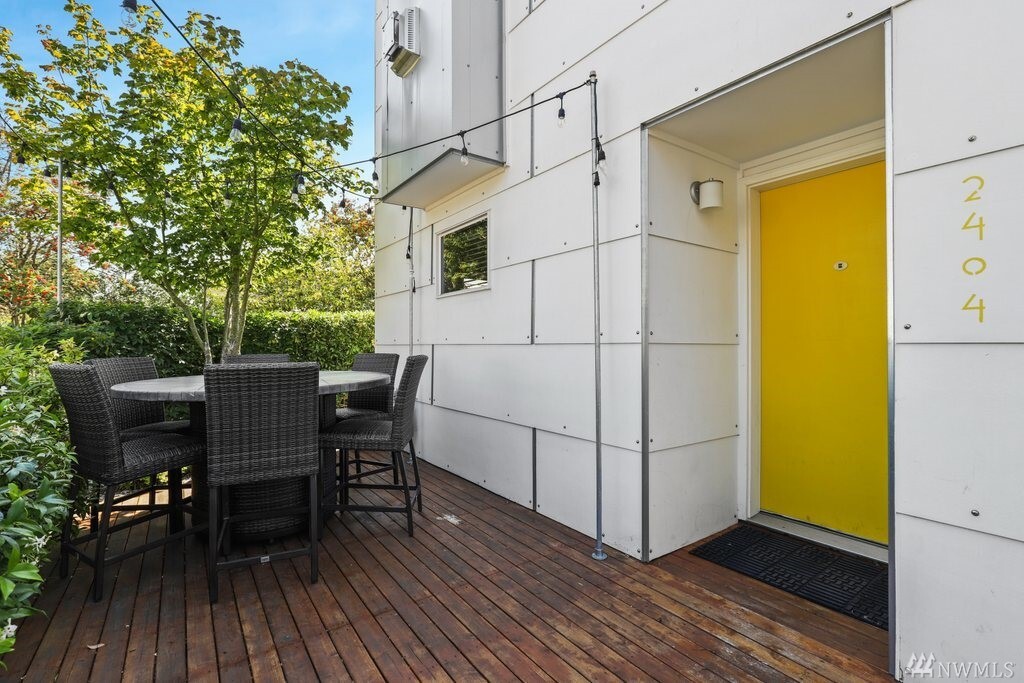 Property Photo: 2404 S Grand Street WA 98144