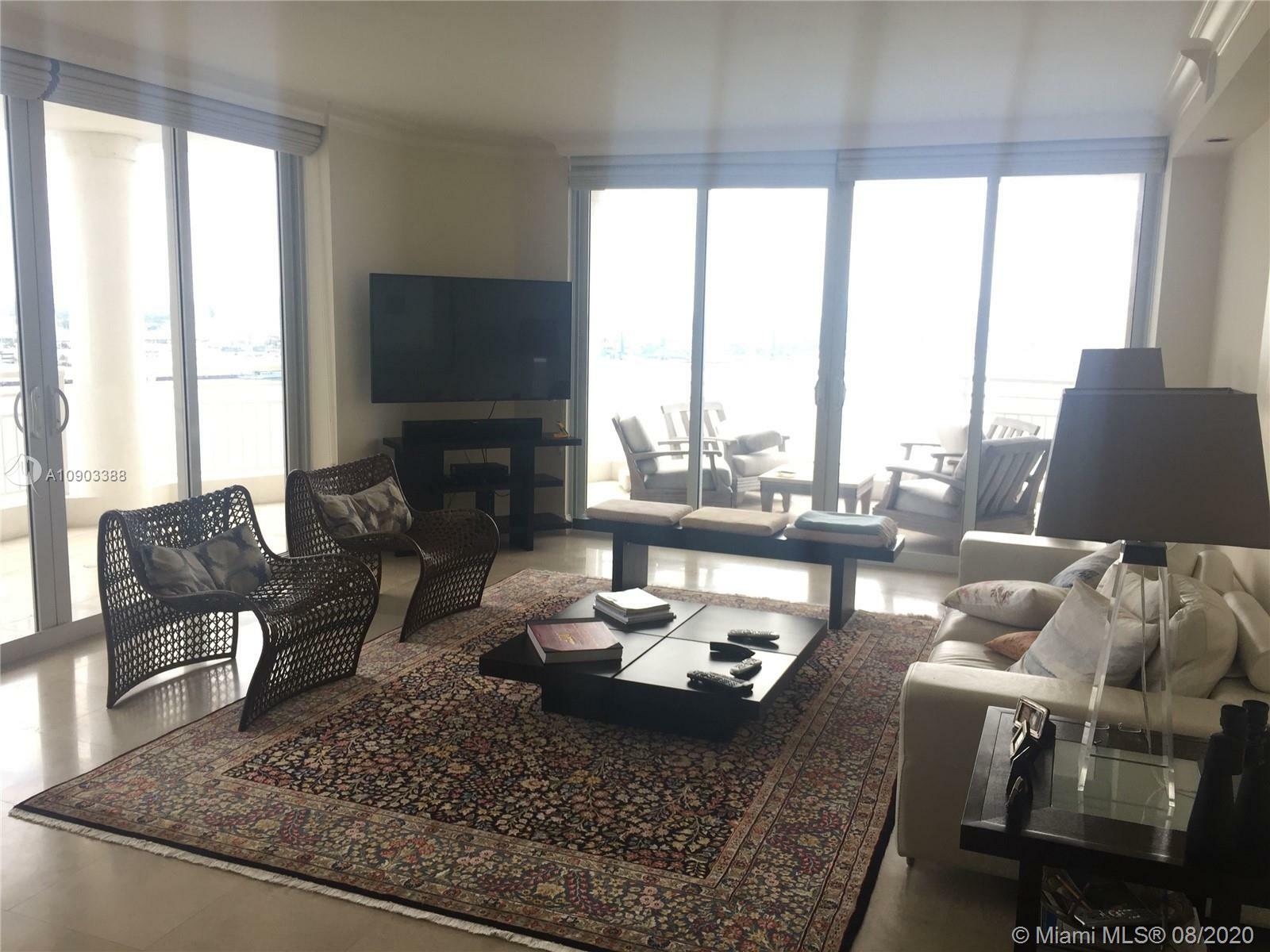 Property Photo:  808 Brickell Key Dr 1901  FL 33131 