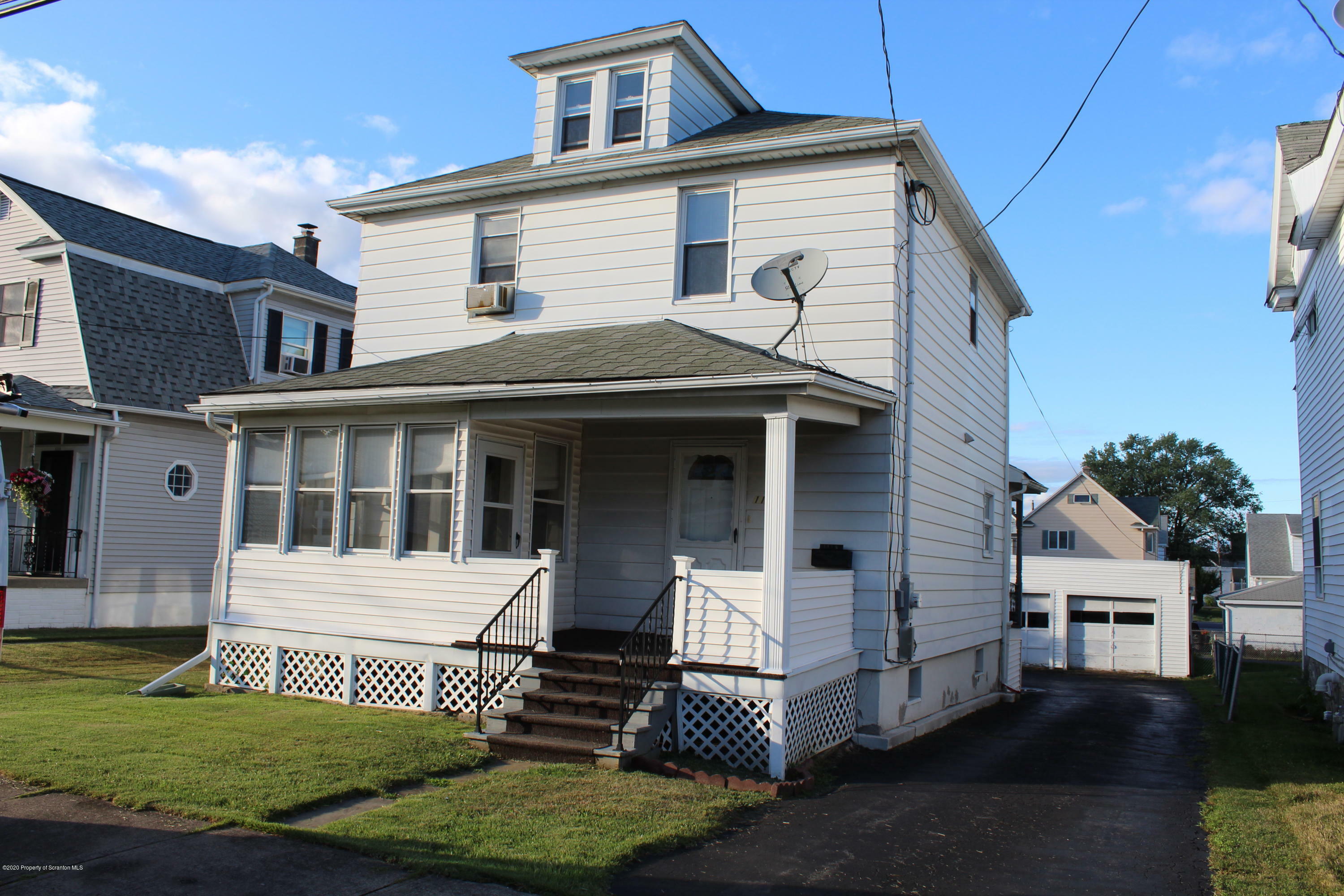 1116 Loomis Avenue  Taylor PA 18517 photo