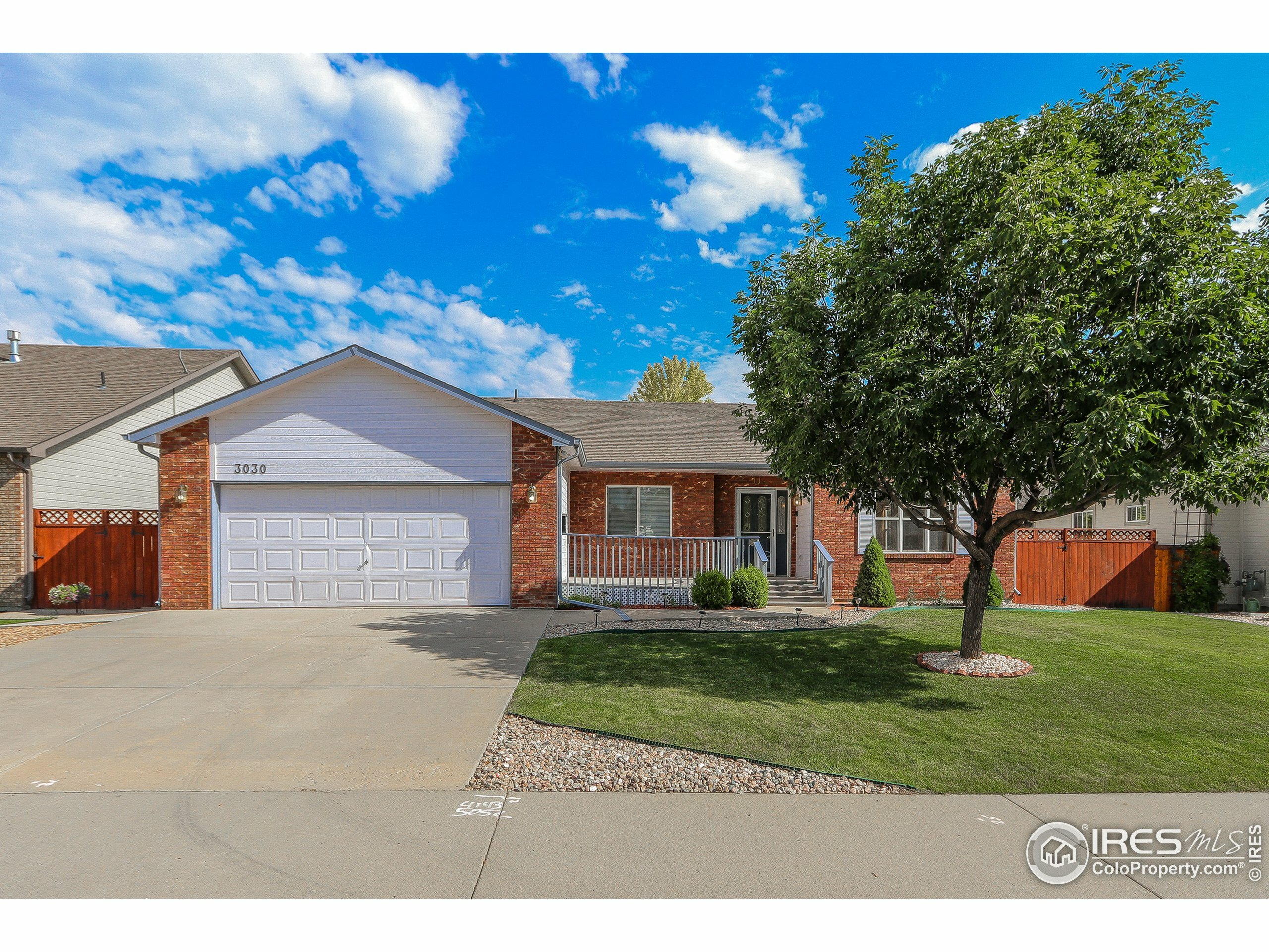 Property Photo:  3030 Ivy Dr  CO 80537 