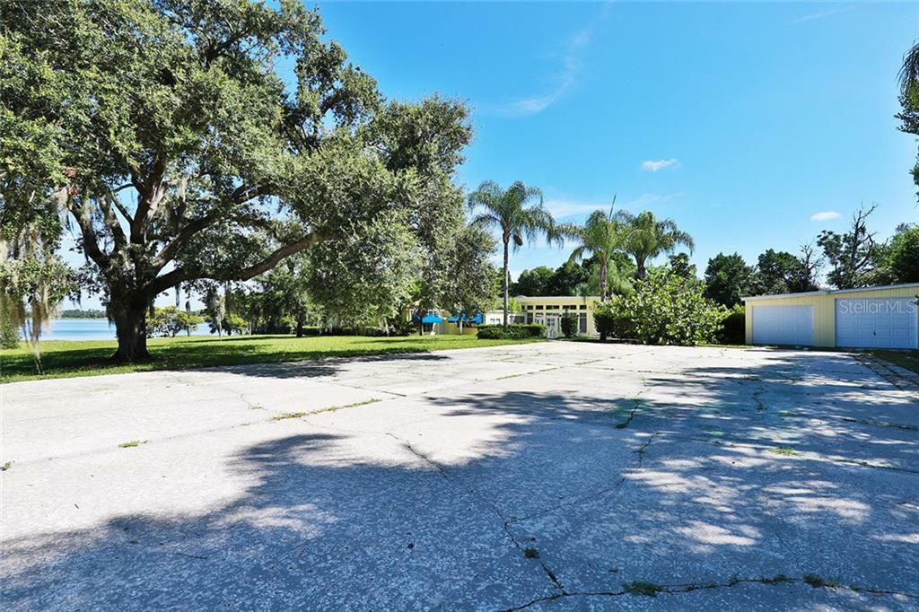 Property Photo: 11 Carson Avenue FL 33827