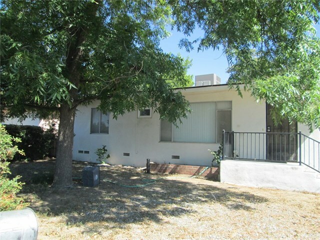 Property Photo:  873 Cottonwood Road  CA 92220 