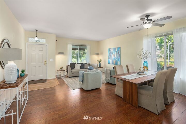 Property Photo:  24218 117 Avenue SE  WA 98030 