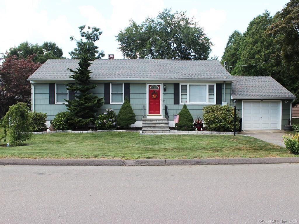 Property Photo:  1 Iannotti Lane  CT 06418 