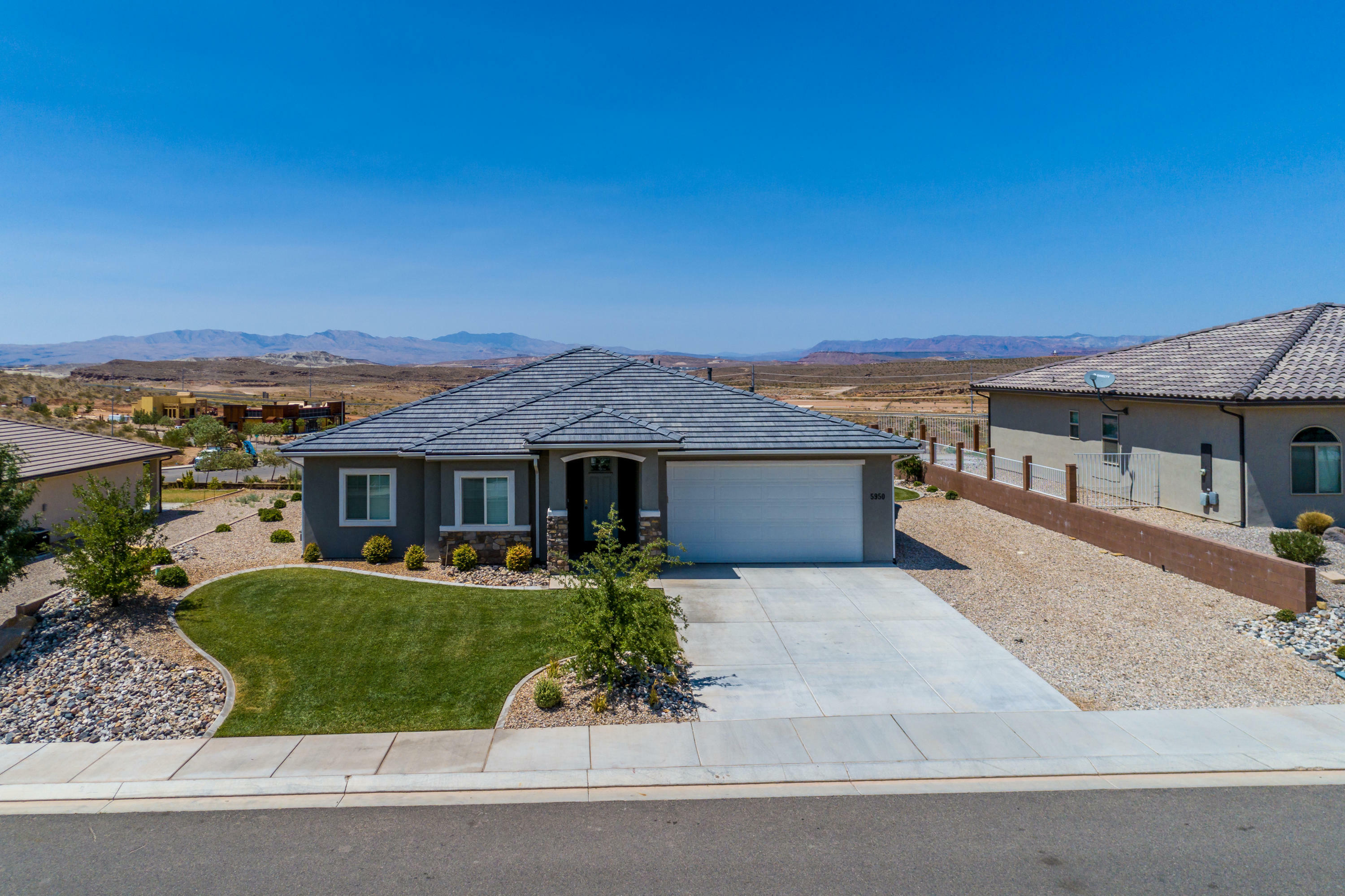 Property Photo: 5950 S Desert Crest Dr UT 84790