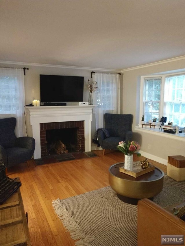 Property Photo:  122-124 Hornblower Avenue  NJ 07109 