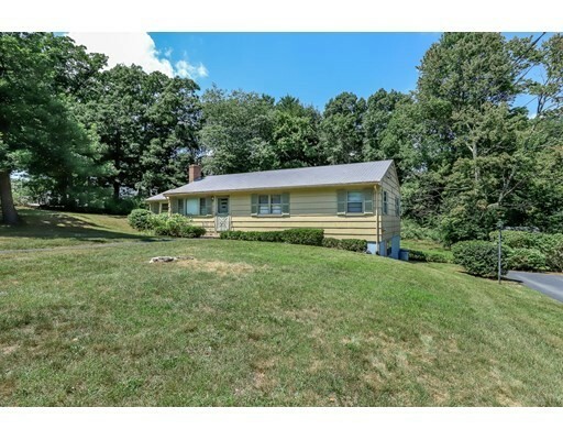 Property Photo: 6 Howland Terrace MA 02072