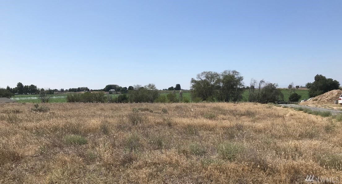 Property Photo:  4308 Road E.6 NE  WA 98837 