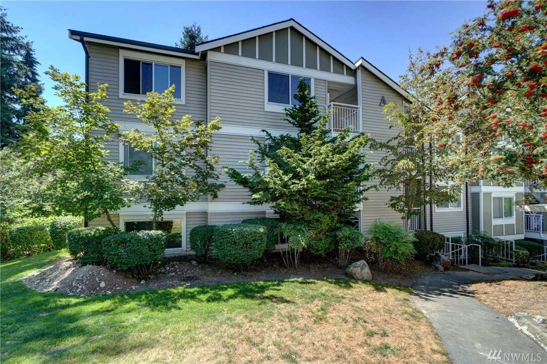 Property Photo:  16101 Bothell Everett Hwy #A101  WA 98012 