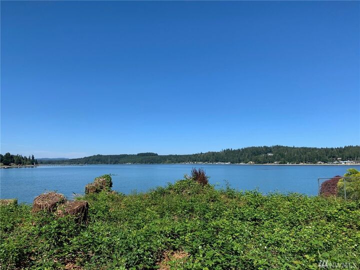 Property Photo:  7740 E Grapeview Loop Rd  WA 98524 