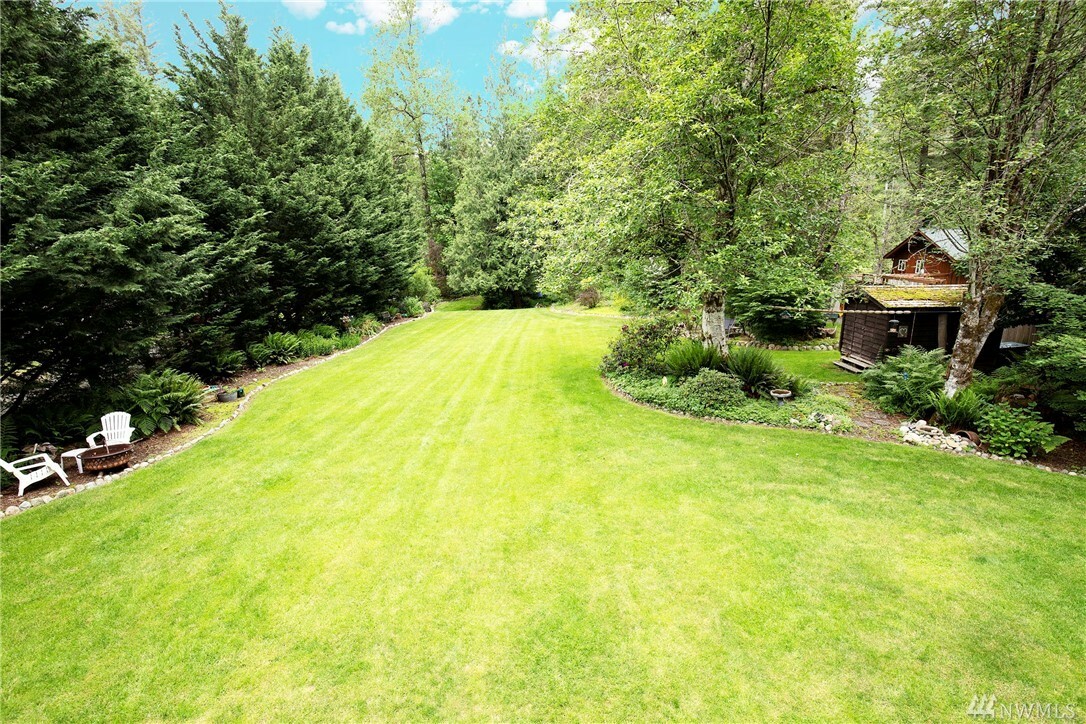 Property Photo:  47230 SE 162nd St  WA 98045 