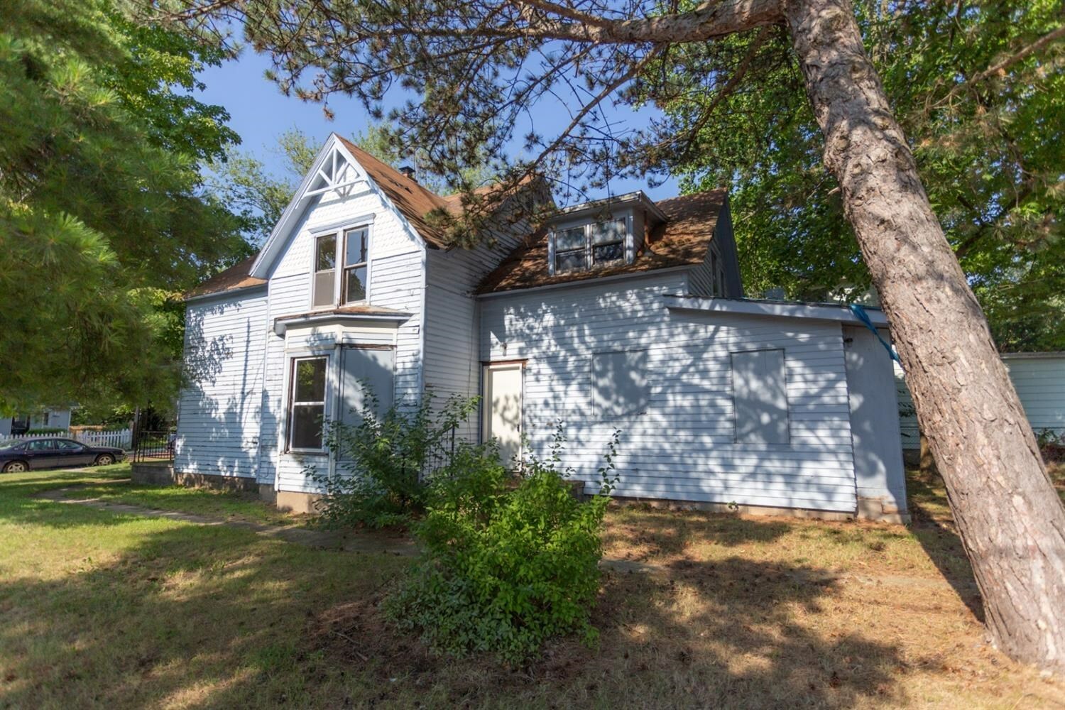 Property Photo:  226 W William Street  IN 46360 