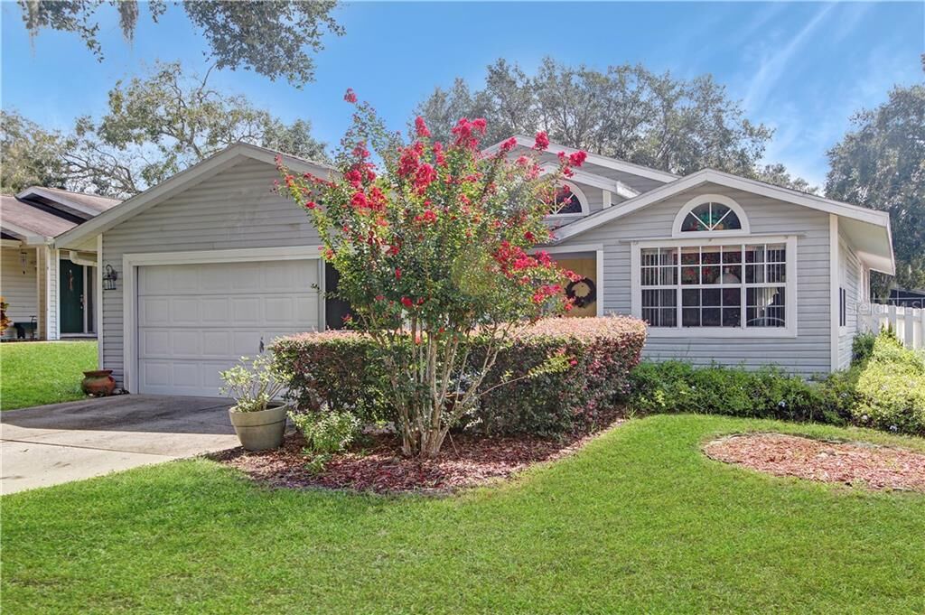 Property Photo:  39 Ginger Circle  FL 34748 