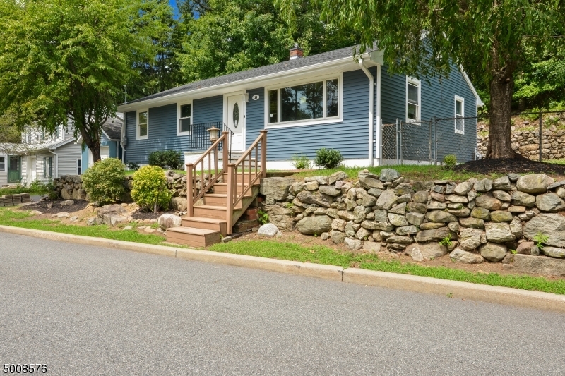 Property Photo: 30 Oak St NJ 07403