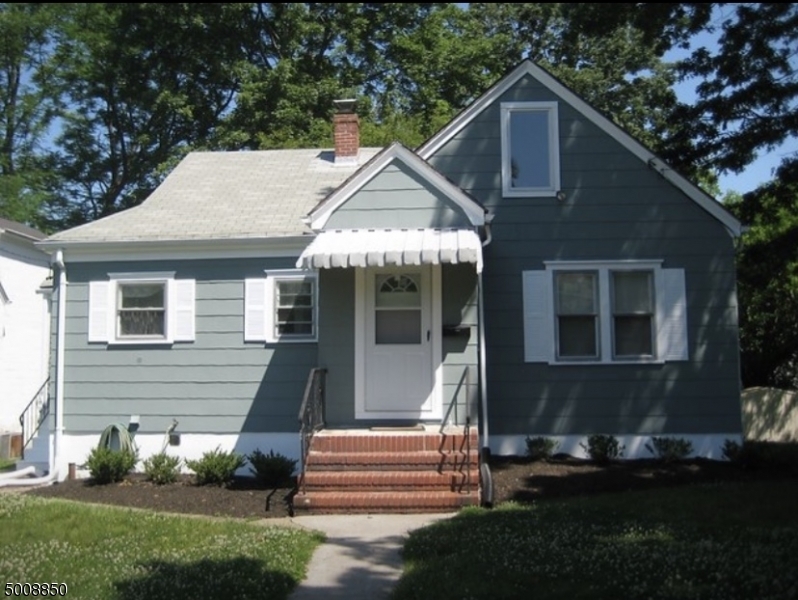 Property Photo:  124 Pickford Ave  NJ 08618 