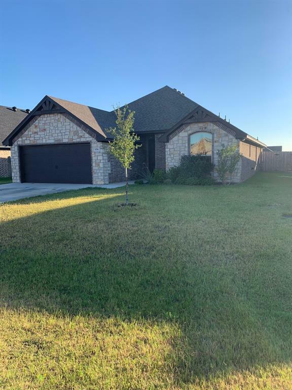 Property Photo:  456 Silverton Drive  TX 76049 