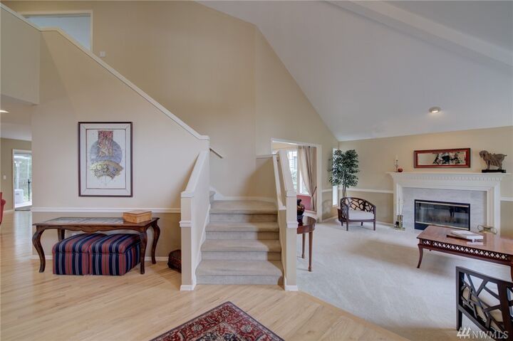 Property Photo:  21417 SE 35th Way  WA 98075 