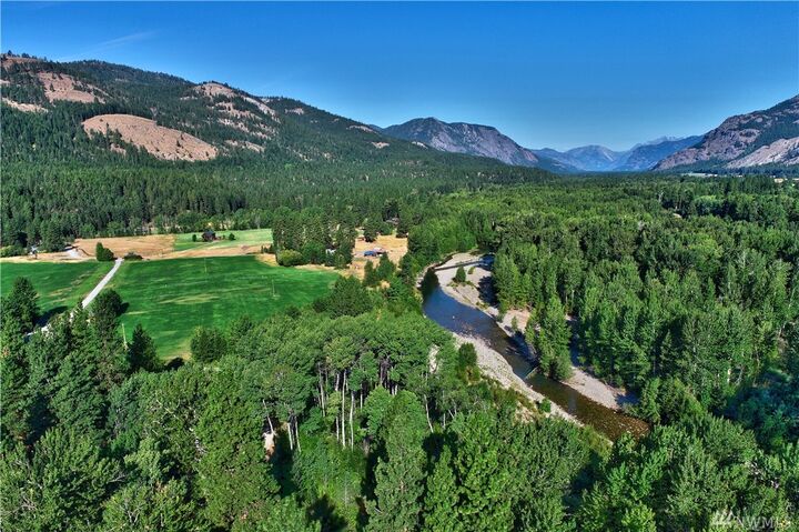 Property Photo:  4  Wolf Hollow Lane  WA 98862 
