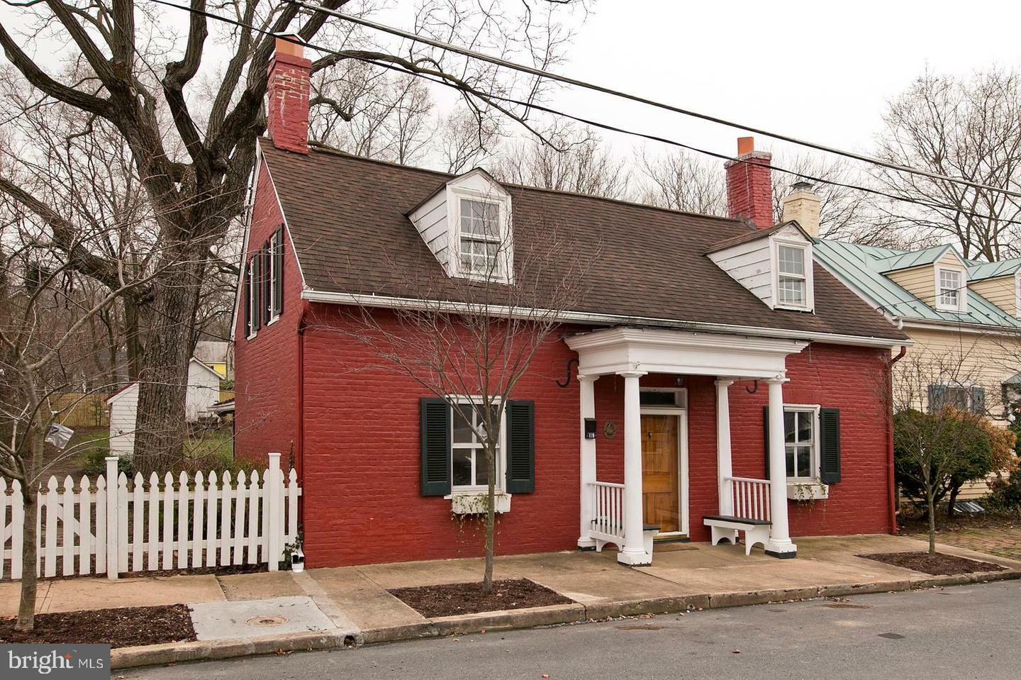 Property Photo:  119 E Clifford Street  VA 22601 