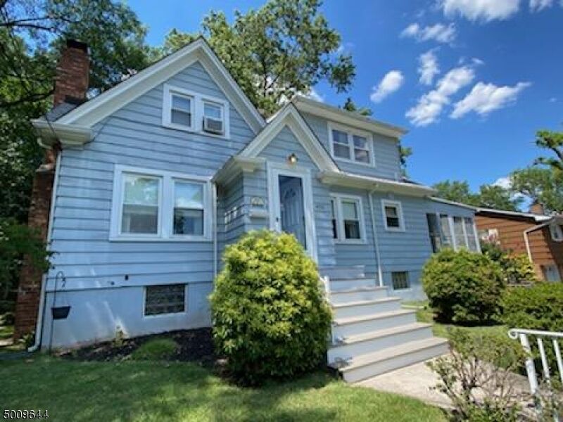 Property Photo: 450 Outlook Ave NJ 07067