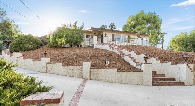 Property Photo:  4941 Escobedo Drive  CA 91364 