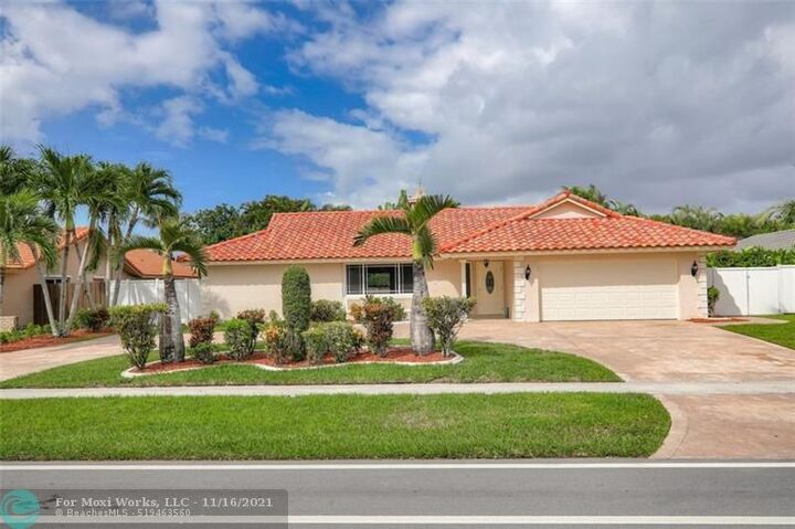 191 El Dorado Pkwy  Plantation FL 33317 photo