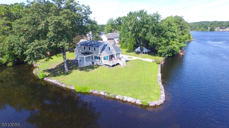Property Photo: 32 Laramie Trl NJ 07421