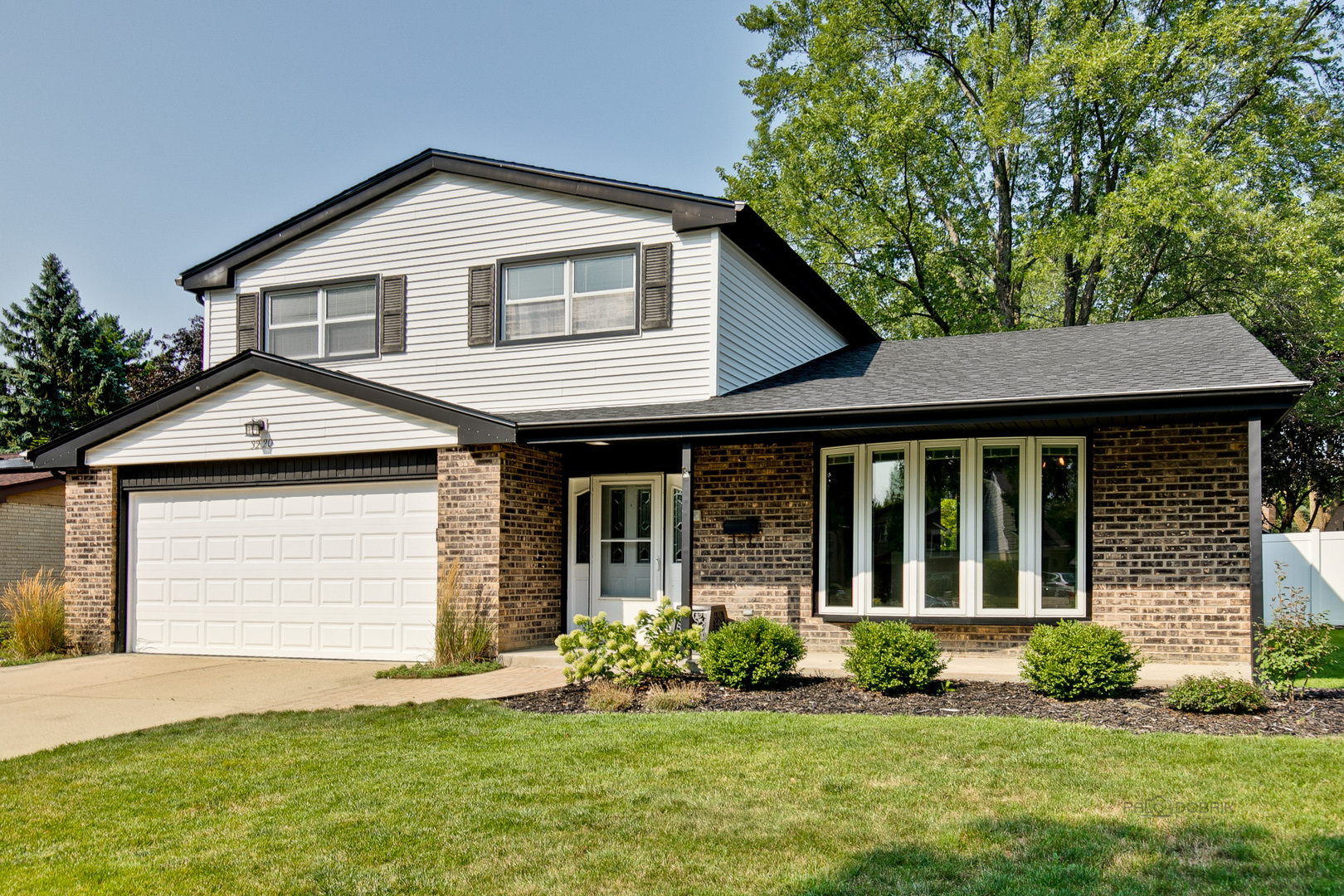 Property Photo: 3220 North Volz Drive East IL 60004